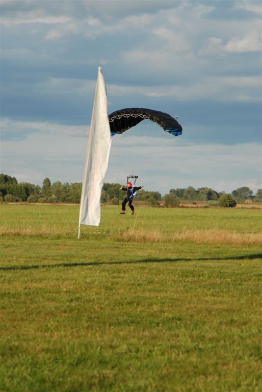 spadakizsierpnianiedziela31440.jpg